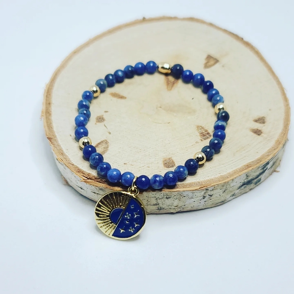 Sodalite, Sun/ Stars cha bracelet 4 mm